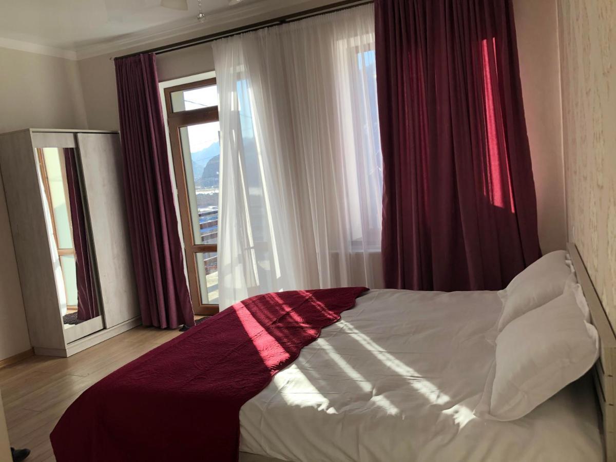 Wander Kazbegi Hotel Extérieur photo