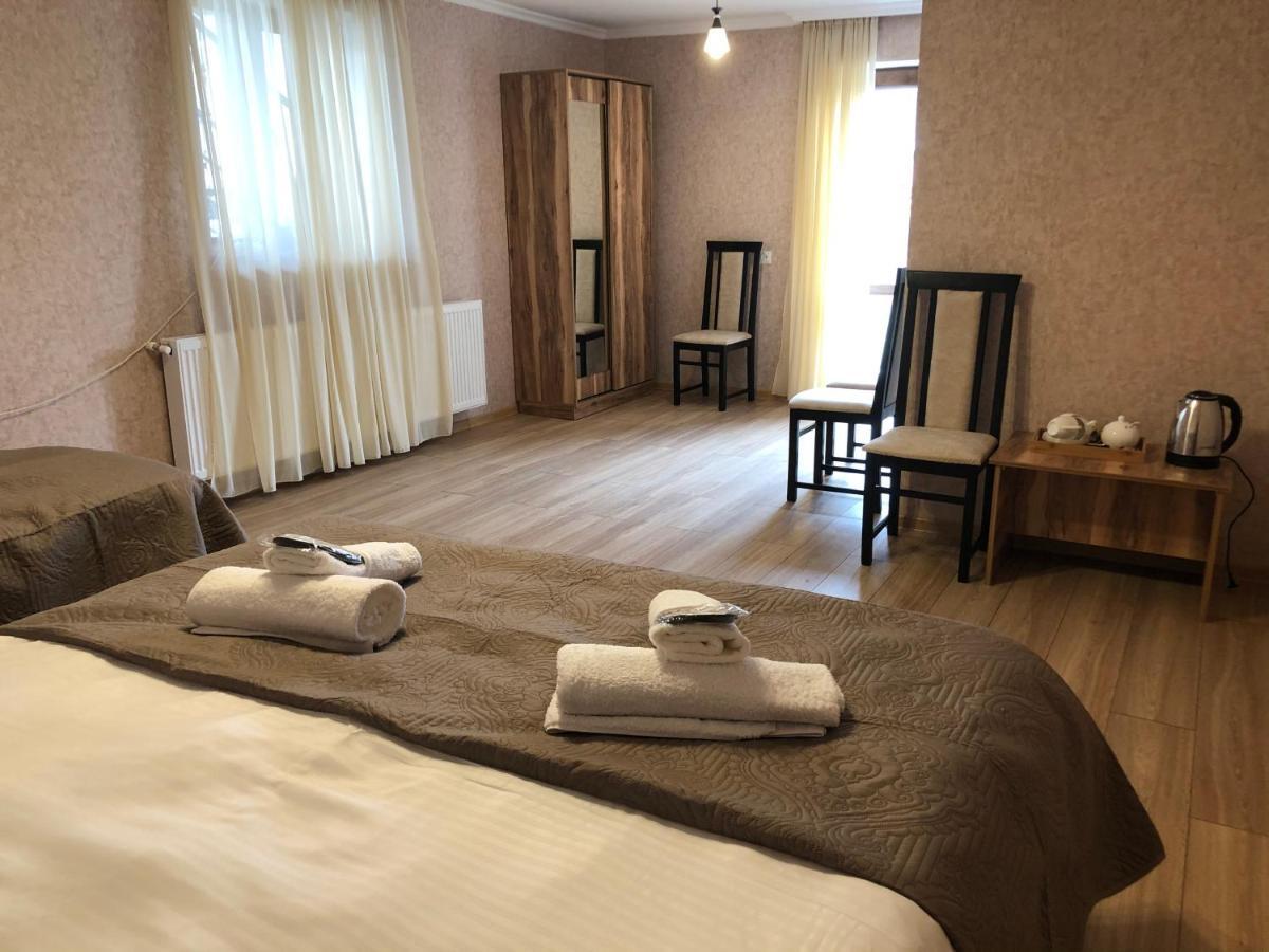 Wander Kazbegi Hotel Extérieur photo