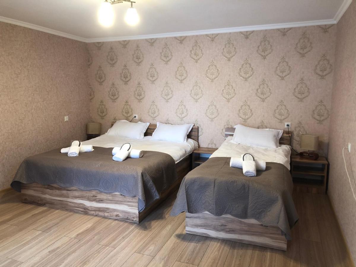 Wander Kazbegi Hotel Extérieur photo